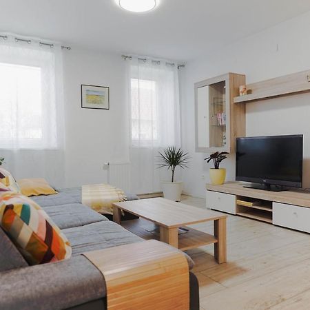 Pri Neji Apartment Postojna Luaran gambar