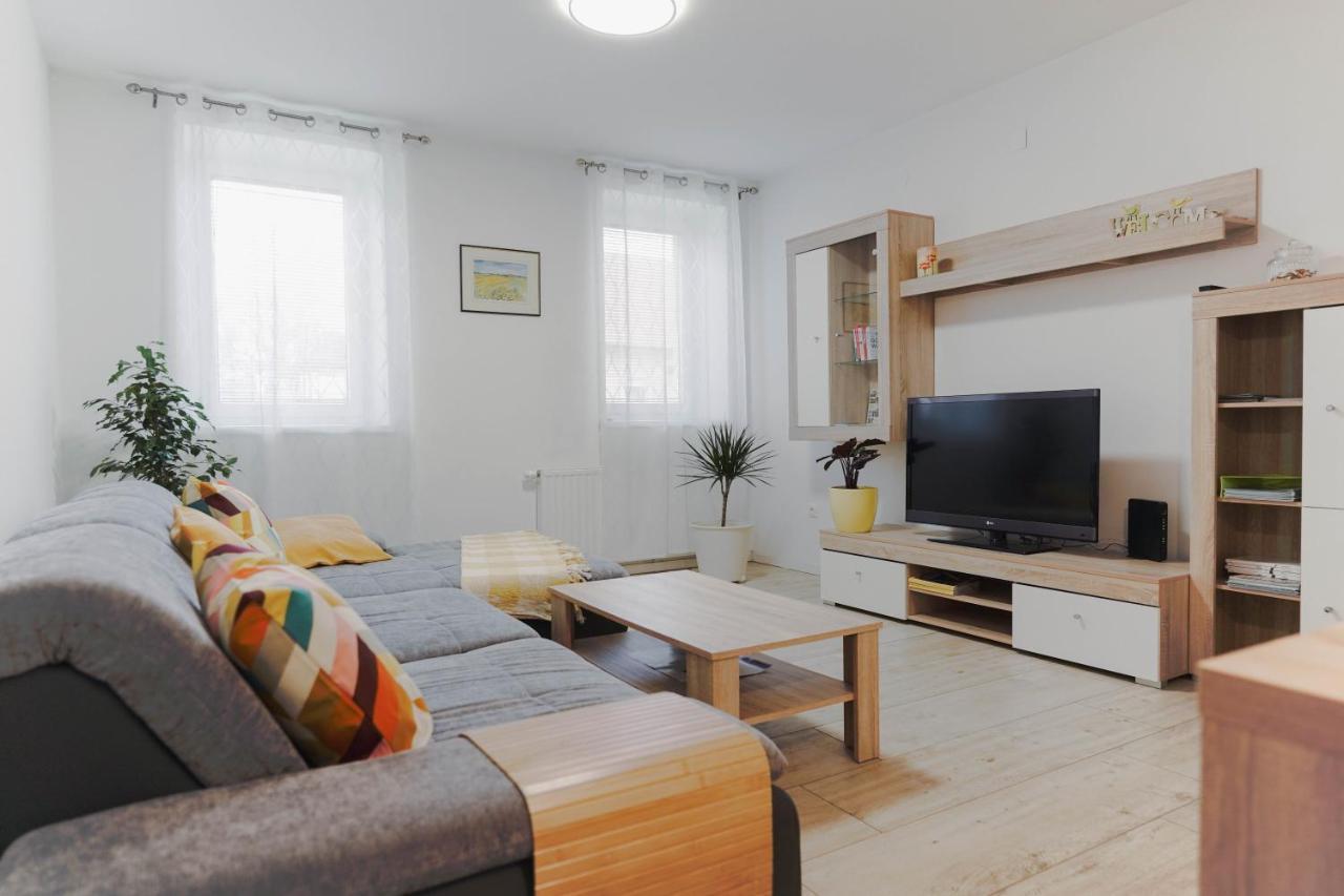 Pri Neji Apartment Postojna Luaran gambar